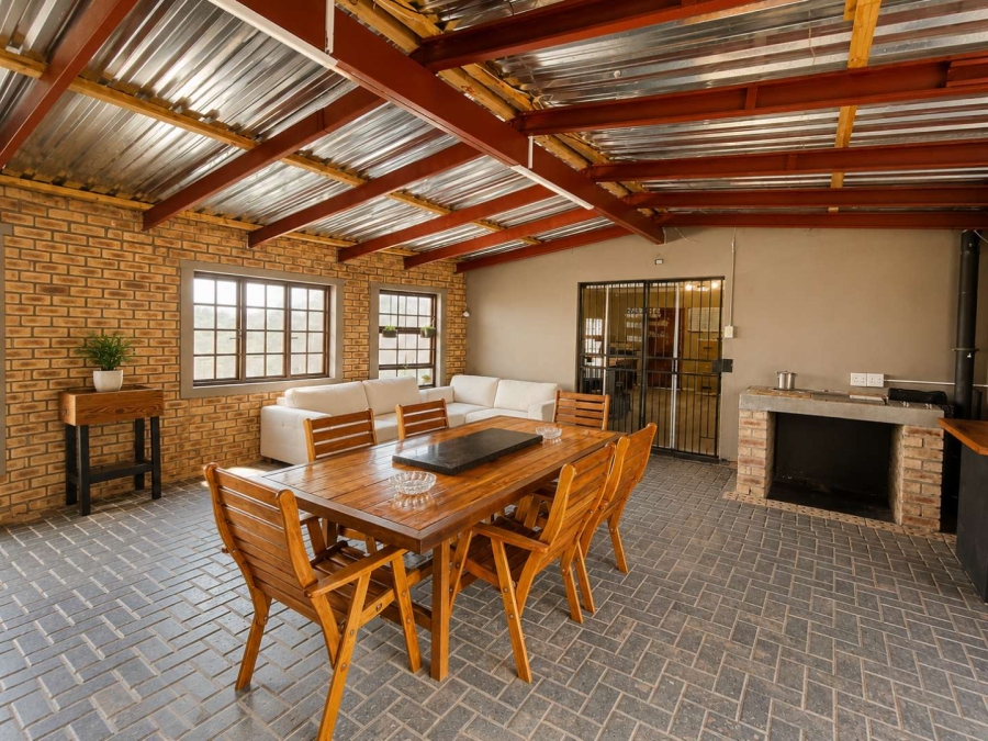 4 Bedroom Property for Sale in Uitsig Free State